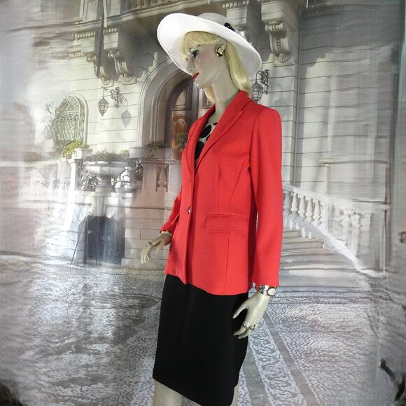 St. John 2-Pc Set Suit Sz 8 Coral Jacket Silver & Black Enamel Buttons Black Skt - Picture 2 of 10
